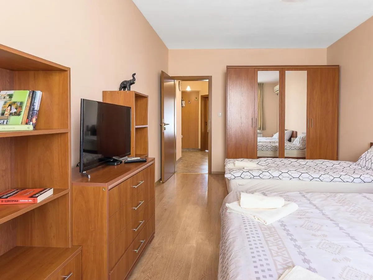 Apartment Like Home Burgas